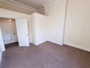 Lounge- click for photo gallery